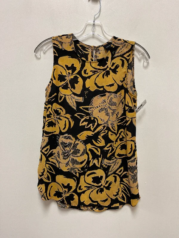 Top Sleeveless By Who What Wear In Black & Yellow, Size: Xs