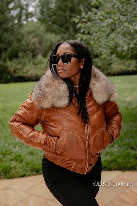 Women's V-Bomber Caramel Crunch Premium Fox Fur Collar [Crystal]